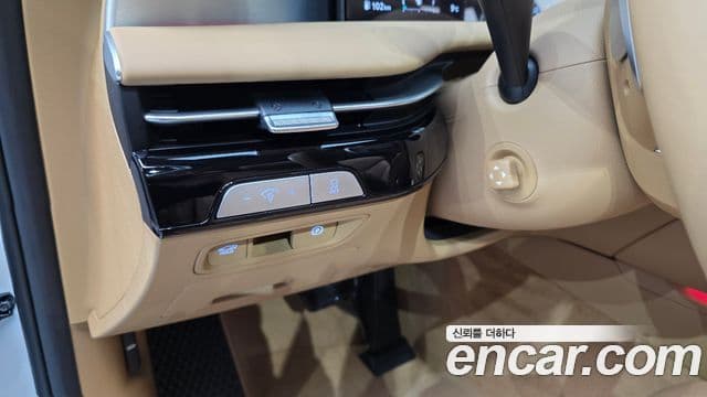 Genesis G80 (RG3) бензин 2.5 турбо AWD, 2026 18