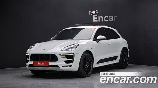 Porsche Macan 95B, 2018 1