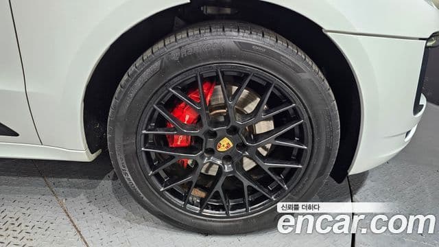 Porsche Macan 95B, 2018 все фото