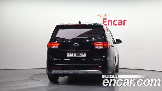 Kia All New Carnival President, 2016 4