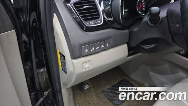 Kia All New Carnival President, 2016 15