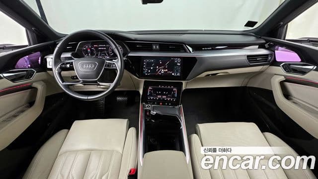 Audi e-Tron 55 Quattro Sportback, 2022 7