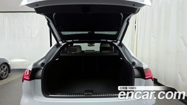 Audi e-Tron 55 Quattro Sportback, 2022 20