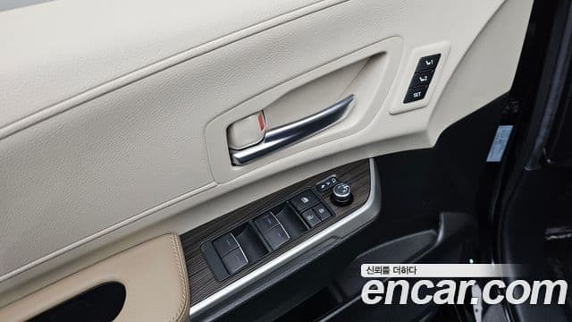 Toyota Sienna 4세대, 2024 11