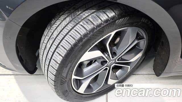 Renault Korea(Samsung) SM6 2.0 LPe RE (для людей с инвалидностью), 2019 все фото