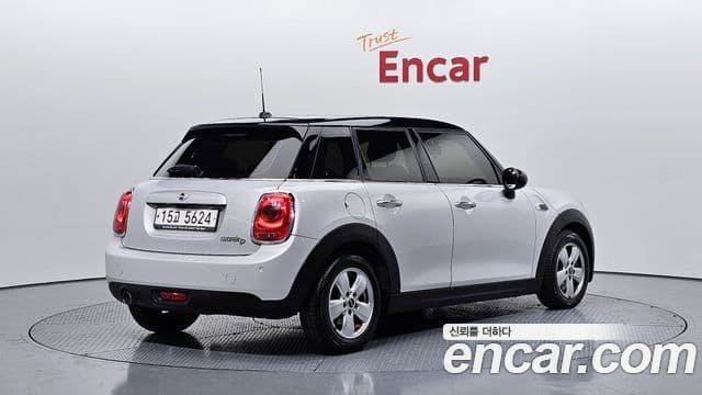 Mini Cooper D 3세대, 2015 2
