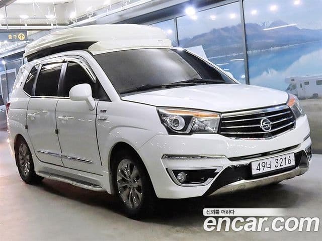 KG모빌리티(SsangYong) Korando 투리스모 4WD outdoor Edition 9인승, 2017 1