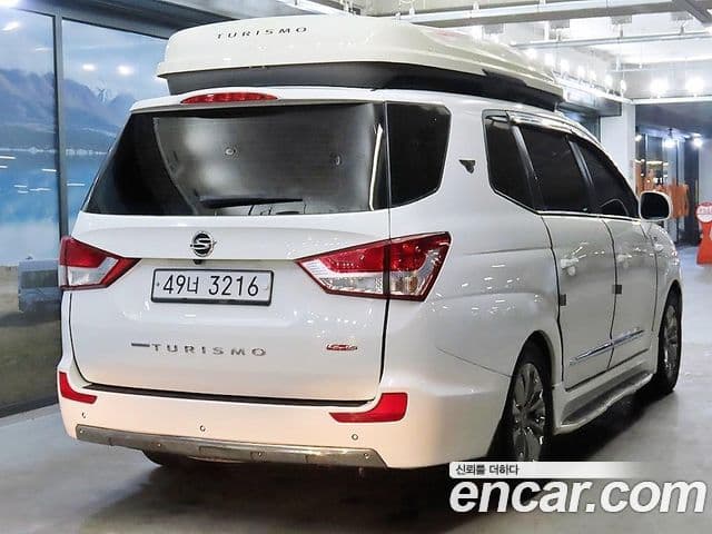 KG모빌리티(SsangYong) Korando 투리스모 4WD outdoor Edition 9인승, 2017 2