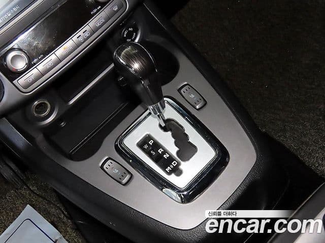 KG모빌리티(SsangYong) Korando 투리스모 4WD outdoor Edition 9인승, 2017 14