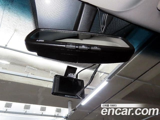 KG모빌리티(SsangYong) Korando 투리스모 4WD outdoor Edition 9인승, 2017 16