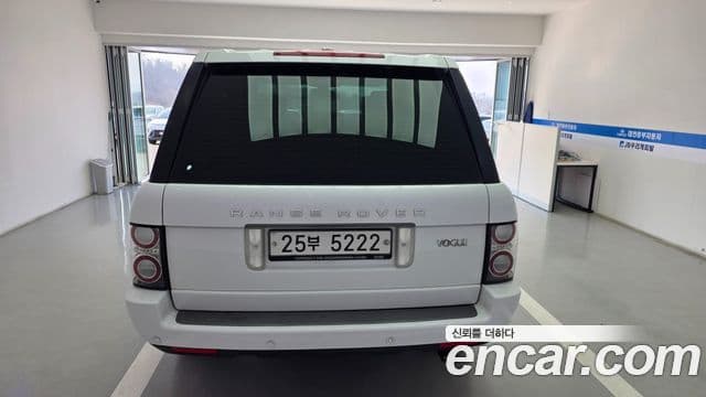 Land Rover Range Rover 4.4 TDV8 Vogue, 2011 8
