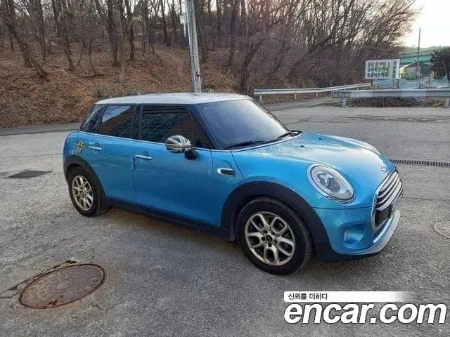 Mini Cooper 3세대, 2018 2