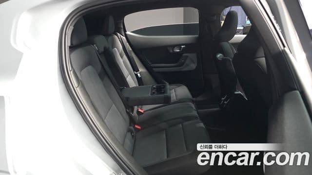 Polestar Polestar 2 Long Range один мотор, 2023 12