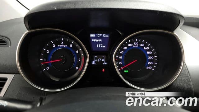 Hyundai Avante MD Premium, 2013 8