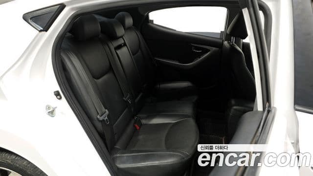 Hyundai Avante MD Premium, 2013 12