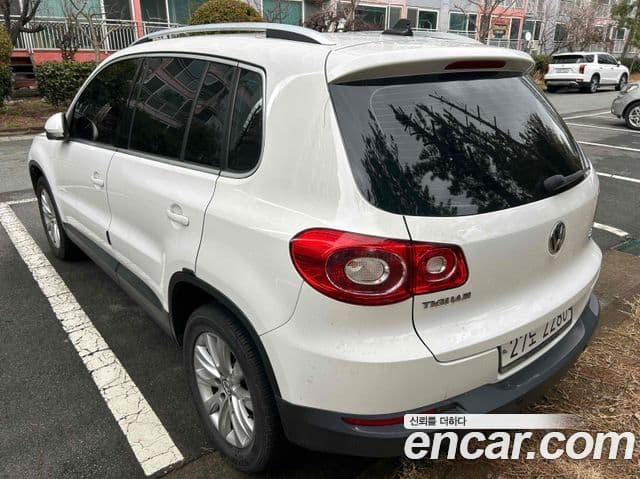 Volkswagen Tiguan 5N, 2010 1
