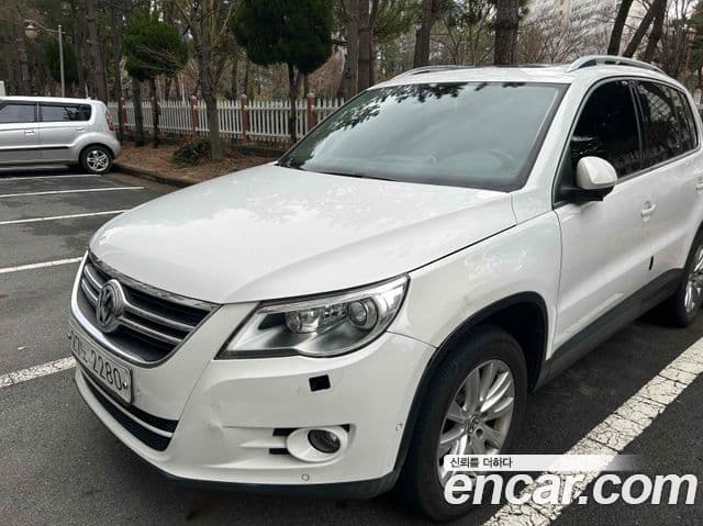 Volkswagen Tiguan 5N, 2010 3