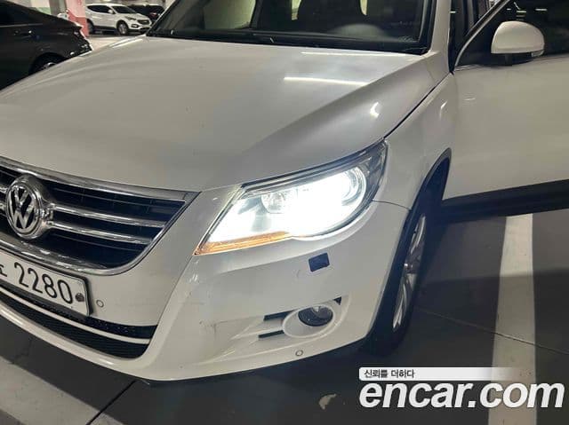 Volkswagen Tiguan 5N, 2010 16