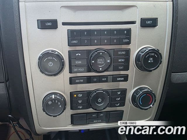 Ford Escape 2세대, 2010 15