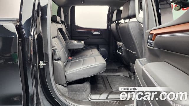 GMC 시에라 드날리-X, 2023 12