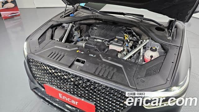 Genesis GV70, 2021 6