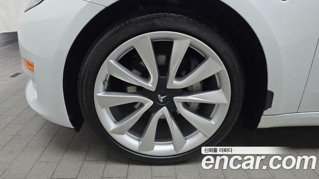 Tesla модель 3 Long Range AWD, 2020 все фото