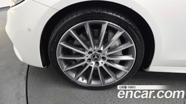 Mercedes-Benz E-класс W213 AMG Line, 2019 все фото