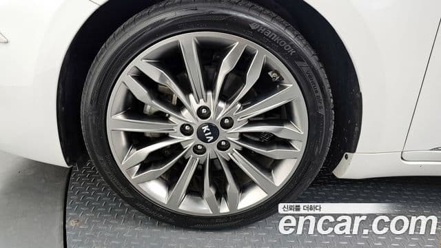 Kia K7 Premier Noblesse, 2020 все фото