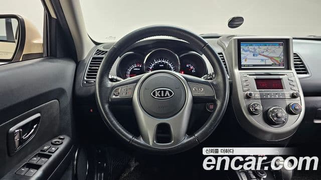 Kia Soul Safety, 2011 13