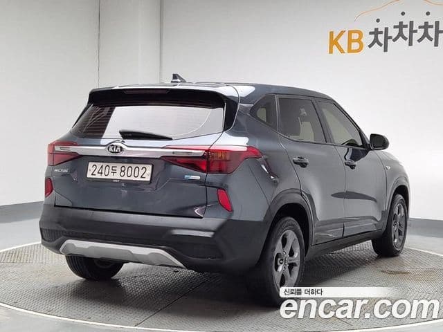 Kia Seltos Trendy, 2020 3