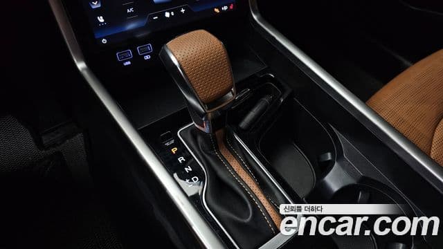 KG모빌리티(SsangYong) Torres T7, 2024 9