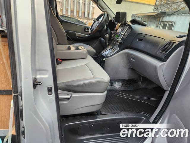 Hyundai Grand Starex кемпер, 2009 14