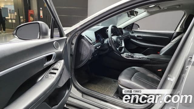 Hyundai Sonata (DN8) Premium Family, 2021 11