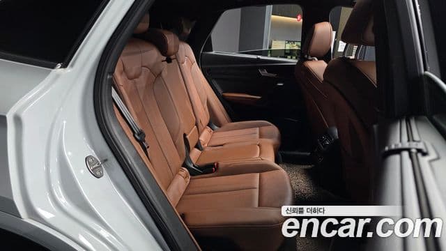 Audi Q5 (FY) 45 TFSI Quattro Premium Sportback, 2023 12