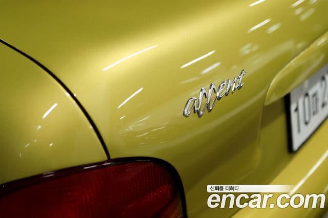 Hyundai New Accent 3DR 1.5 Pro TGR, 1997 18