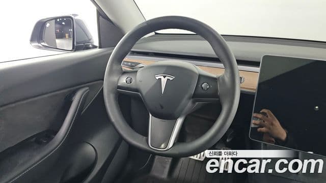 Tesla модель Y performance AWD, 2022 13