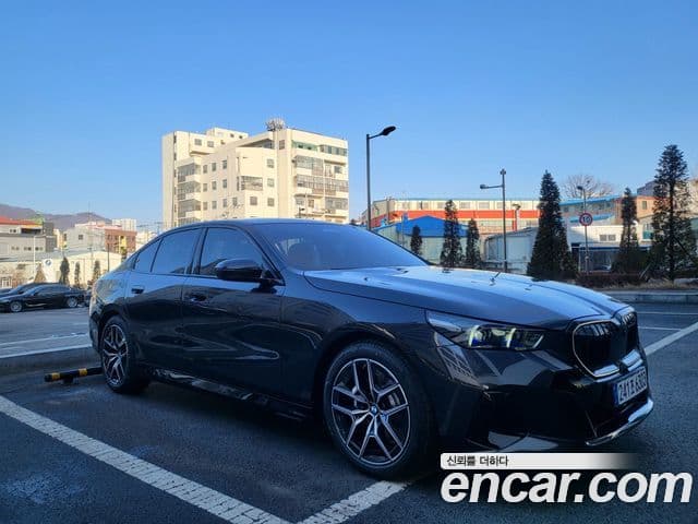 BMW 5시리즈 (G60) 520i M Sport, 2026 1