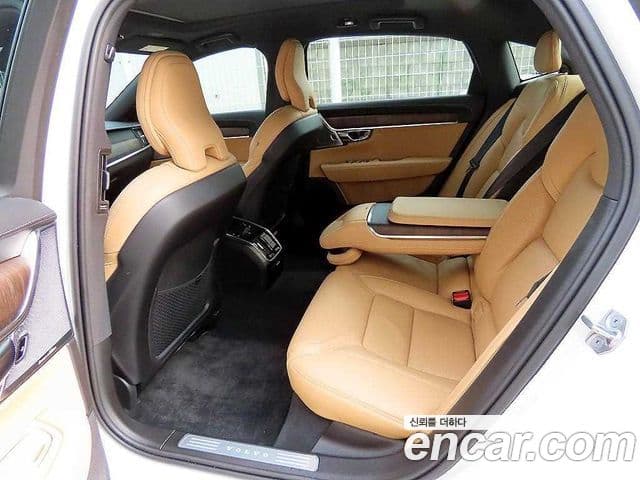 Volvo S90 B6 AWD Inscription, 2022 17