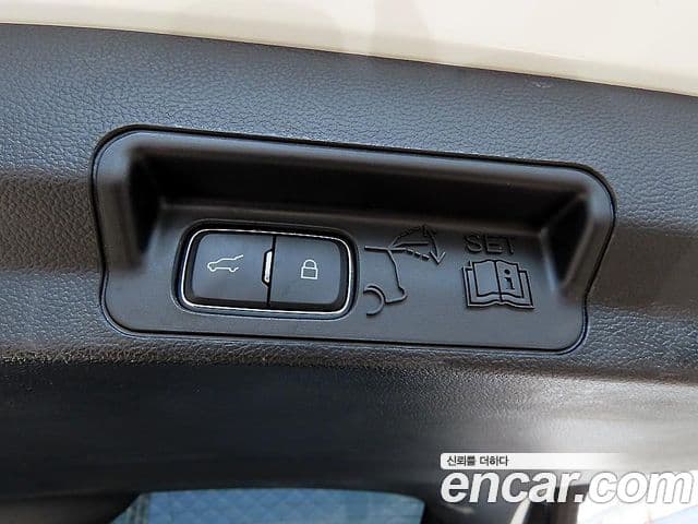 Ford Explorer 6세대 2.3 Limited 4WD, 2020 17