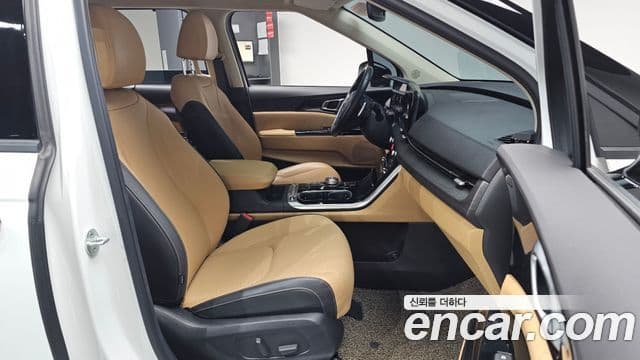 Kia Carnival 4세대 Signature, 2022 11