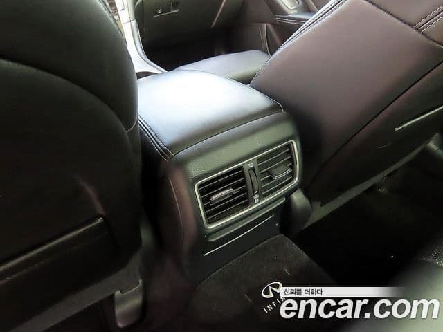 Infiniti Q50 3.5 гибрид Essence, 2016 17