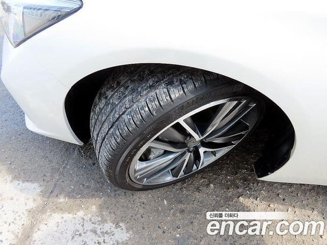 Infiniti Q50 3.5 гибрид Essence, 2016 20