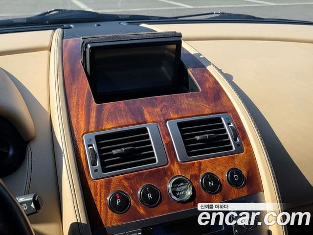 Aston Martin DB9 1세대, 2006 13