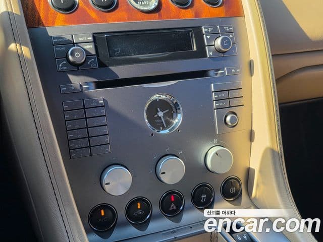 Aston Martin DB9 1세대, 2006 14