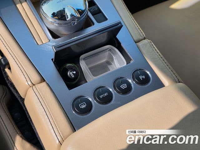 Aston Martin DB9 1세대, 2006 16