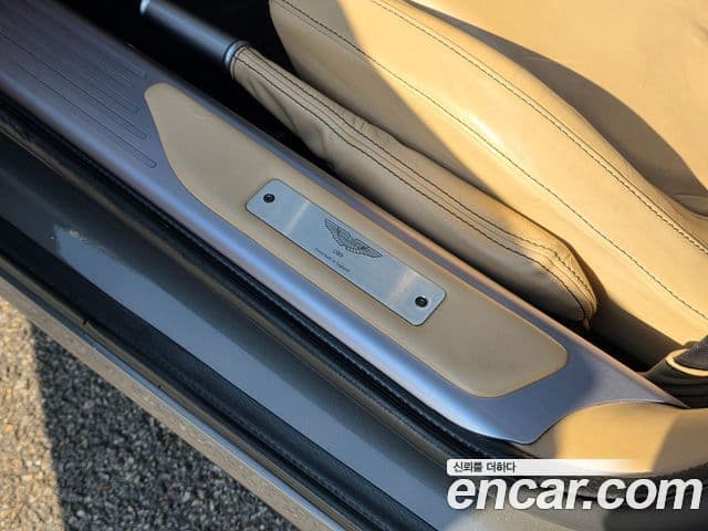 Aston Martin DB9 1세대, 2006 18