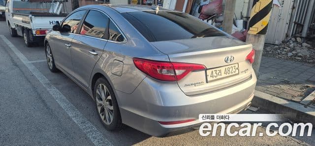 Hyundai LF Sonata Special, 2016 9