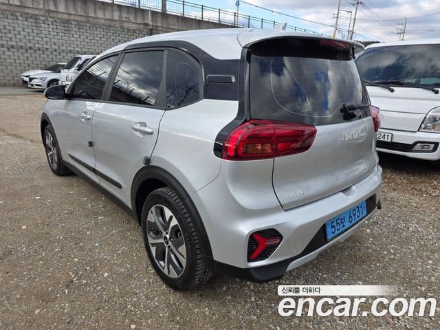 Kia Niro Plus Air, 2023 все фото