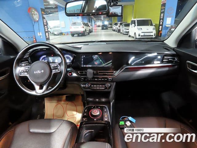 Kia Niro Plus Air, 2023 7