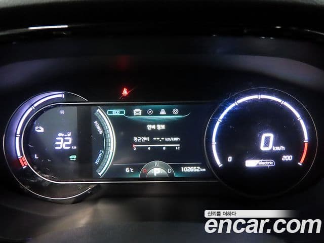 Kia Niro Plus Air, 2023 11